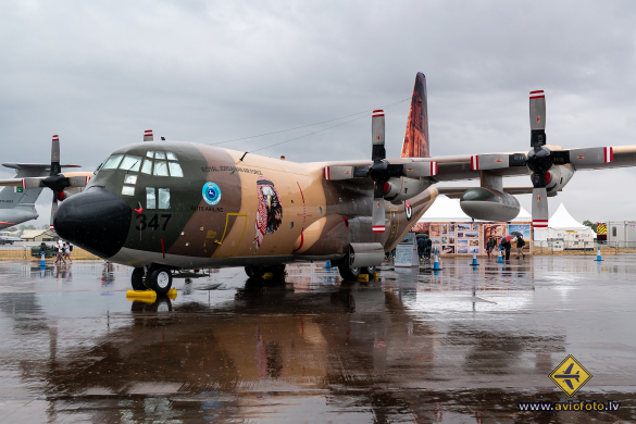 Lockheed C-130H Hercules (L-382)
